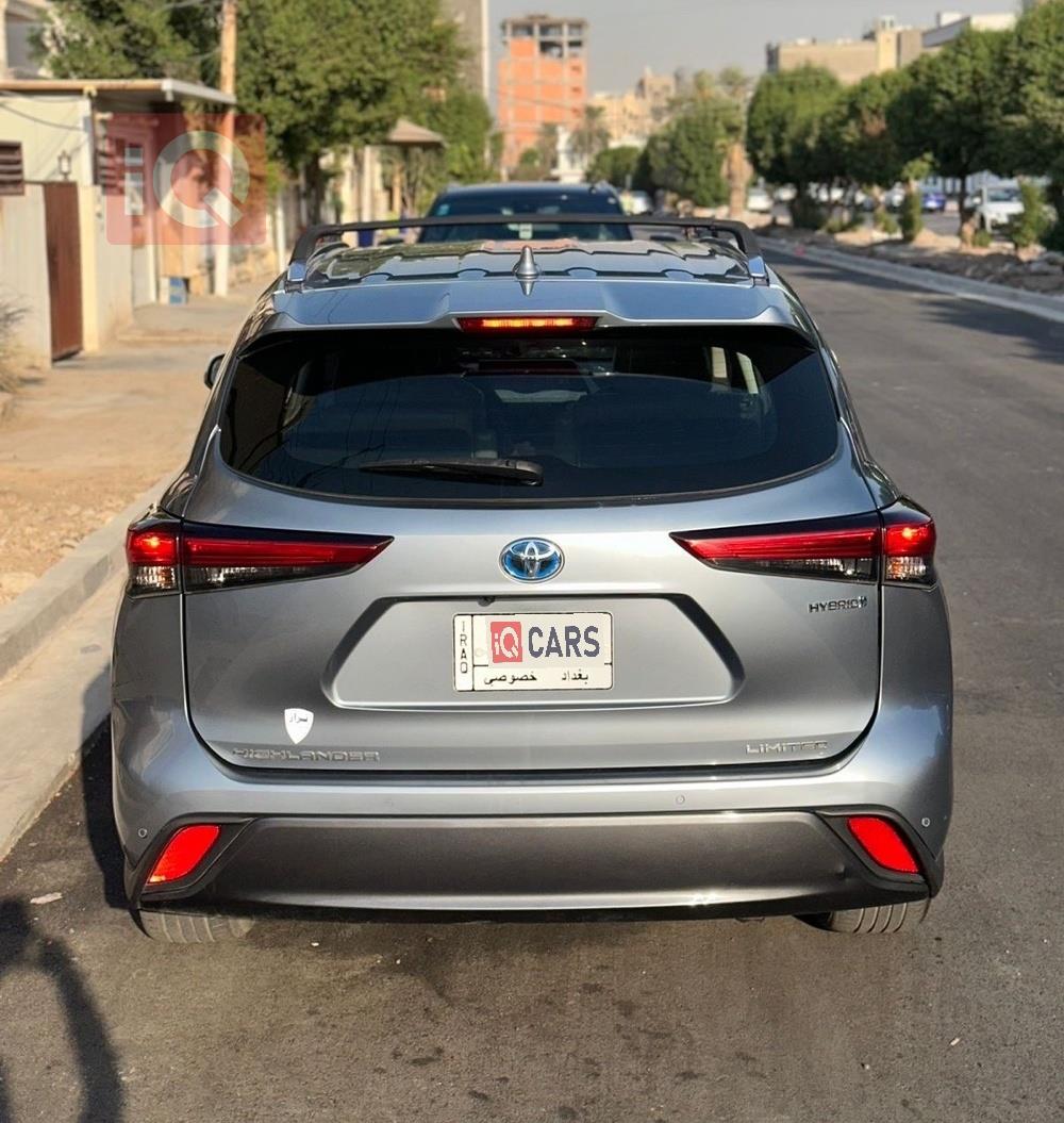 تۆیۆتا هایلاندەر